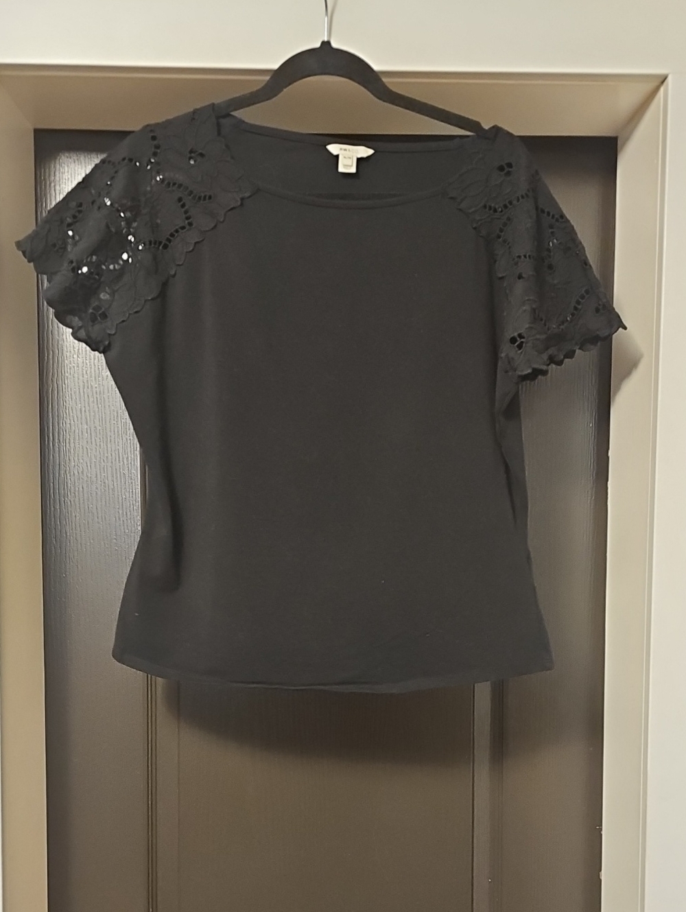 RW&CO. Black Short-Sleeve Top with Lace Eyelet Sleeves
